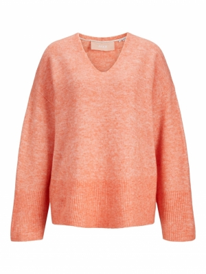 JXLICA DIVERSE V-NECK KNIT PEACH ECHO