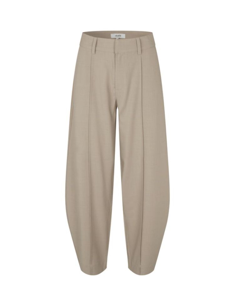 57060689 Light Sand F03