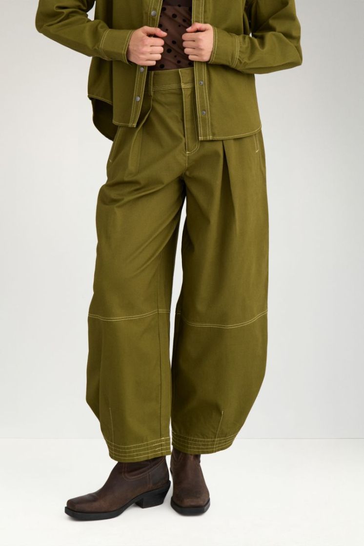 707538 4053 Fir Green