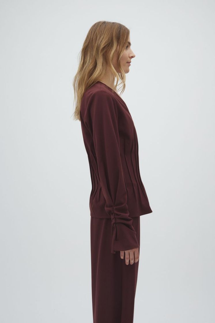 KALIA-M MAROON NOIR