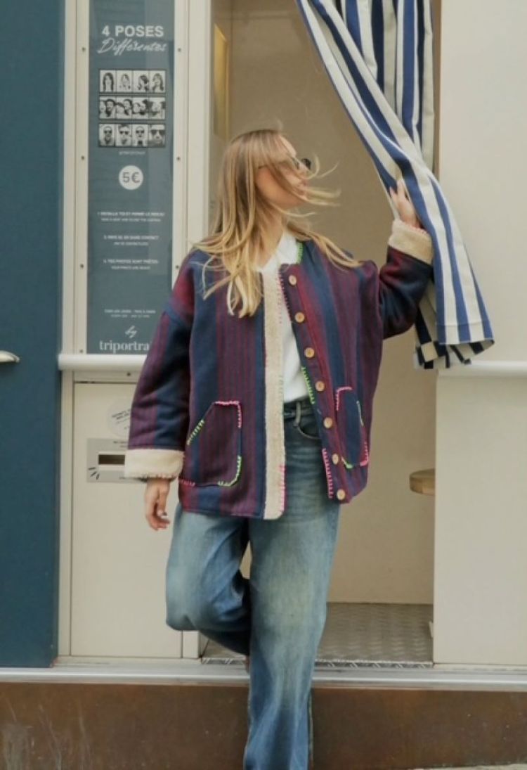 VESTE 